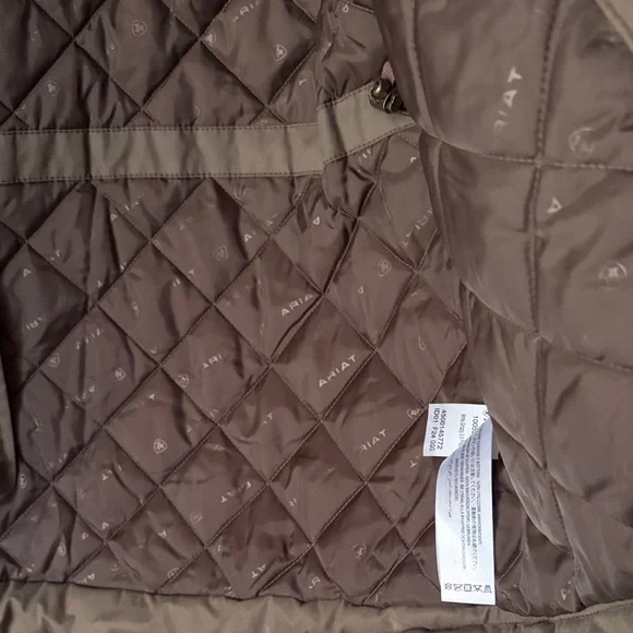 Ariat women’s Olive Hooded Field Jacket - Picture 4 of 5